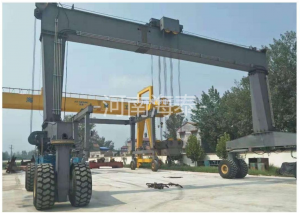 羅馬尼亞-液壓輪胎提梁機-YTL70t-16m